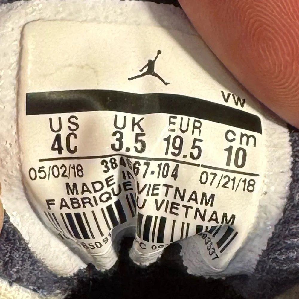 Nike Air Jordan Retro 6‎ Tinker White Infrared Shoes 384667-104 Toddler Size 4C